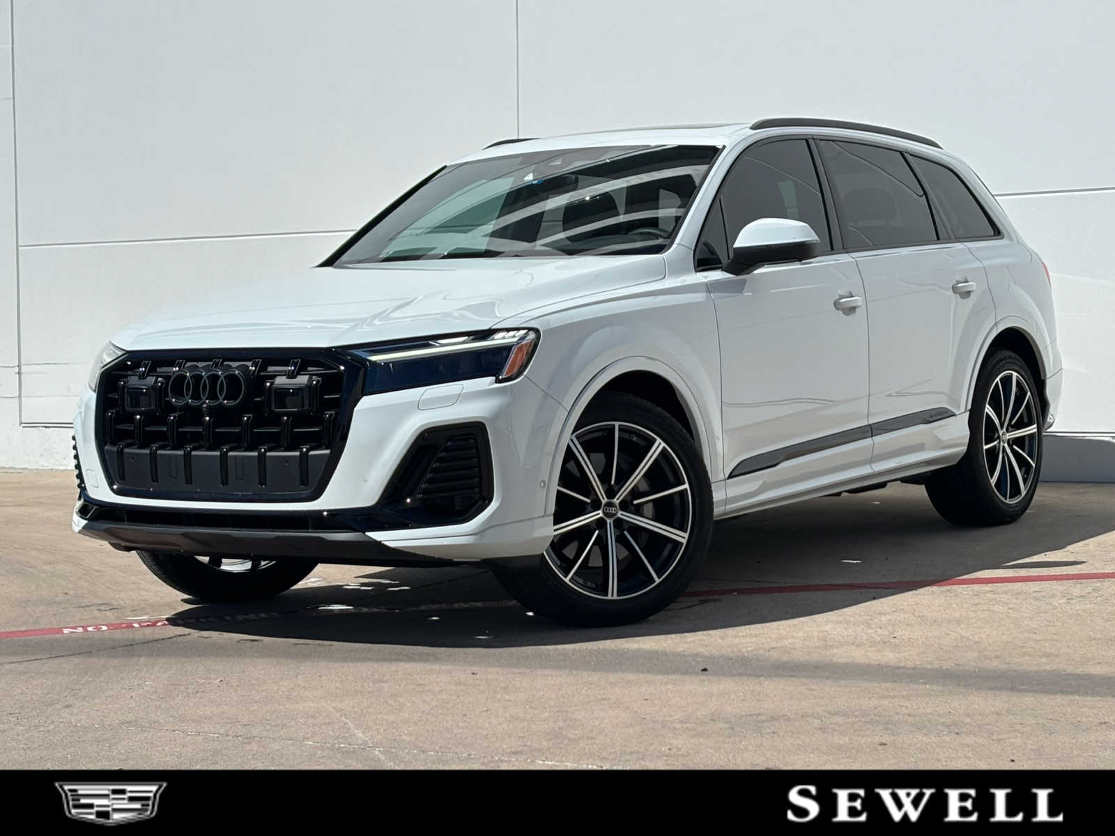 2025 Audi Q7 Premium Plus