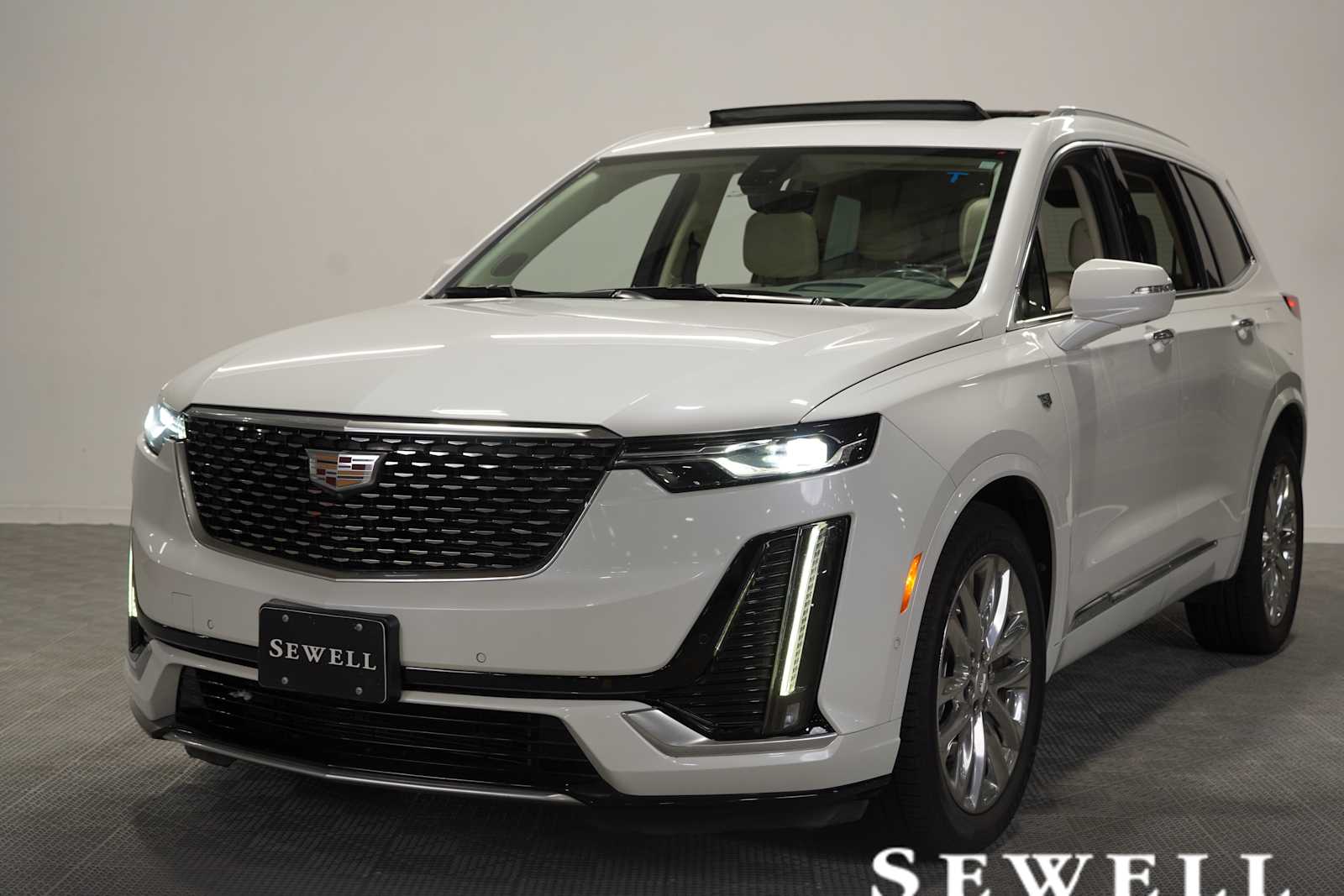 2023 Cadillac XT6 Premium Luxury Auto's photo