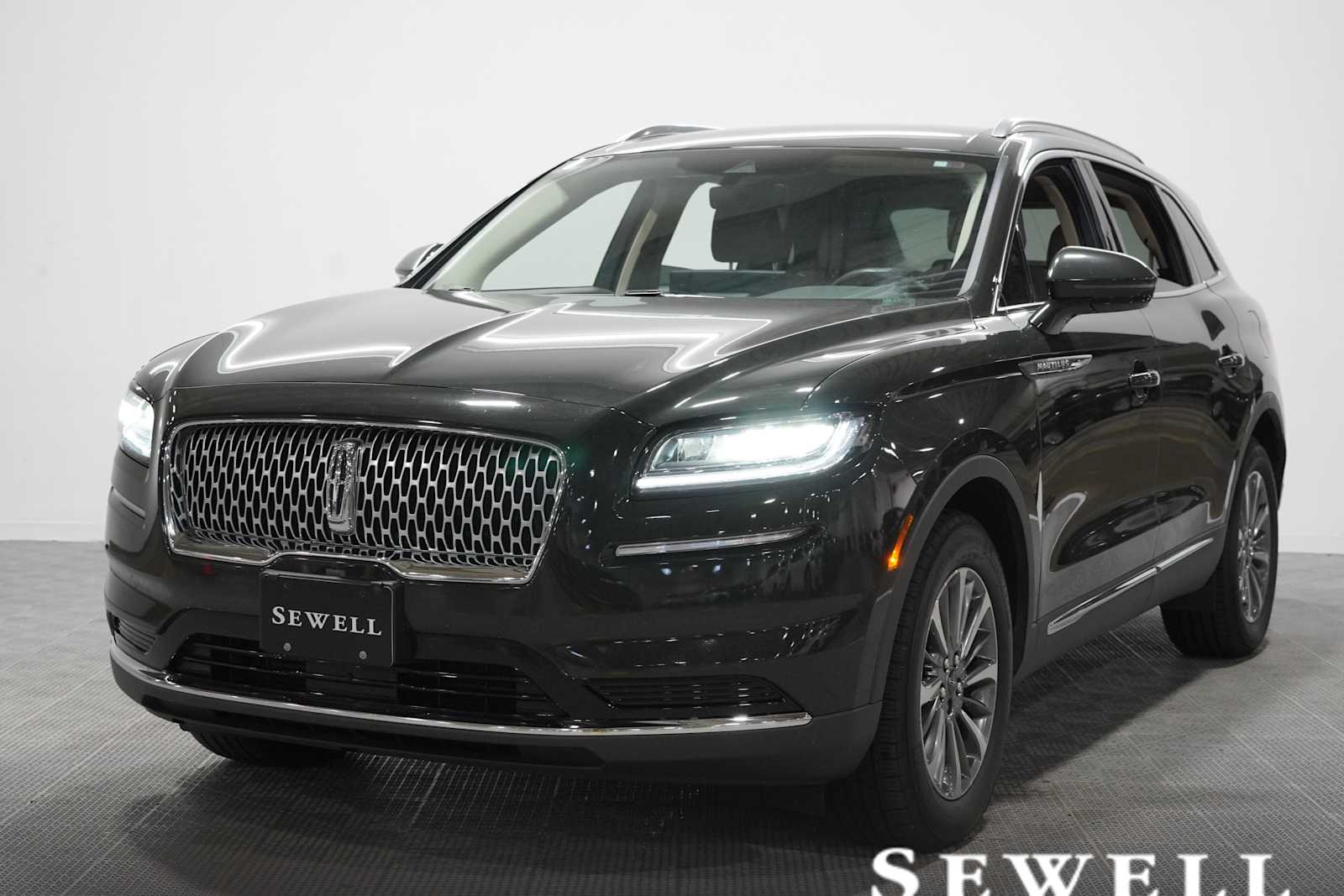 2023 Lincoln Nautilus Standard