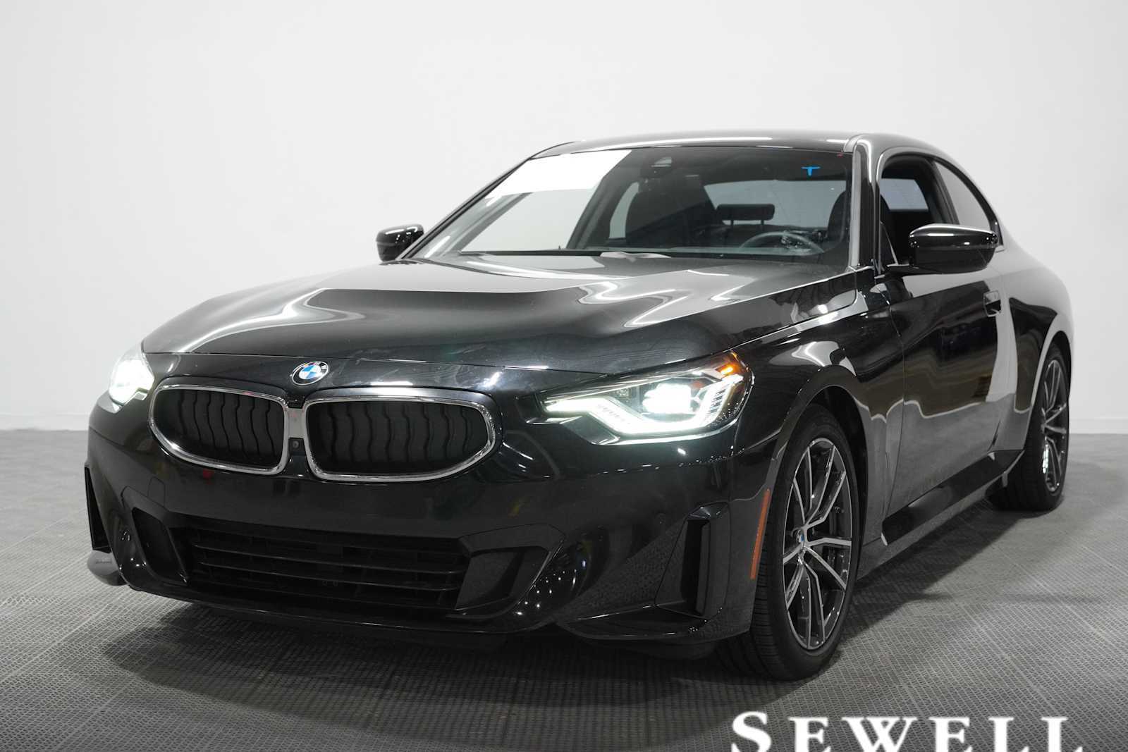 2023 BMW 2 Series 230i Coupe's photo