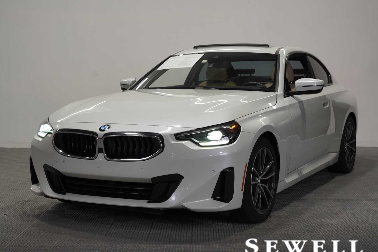 2023 BMW 2 Series 230i Coupe's photo