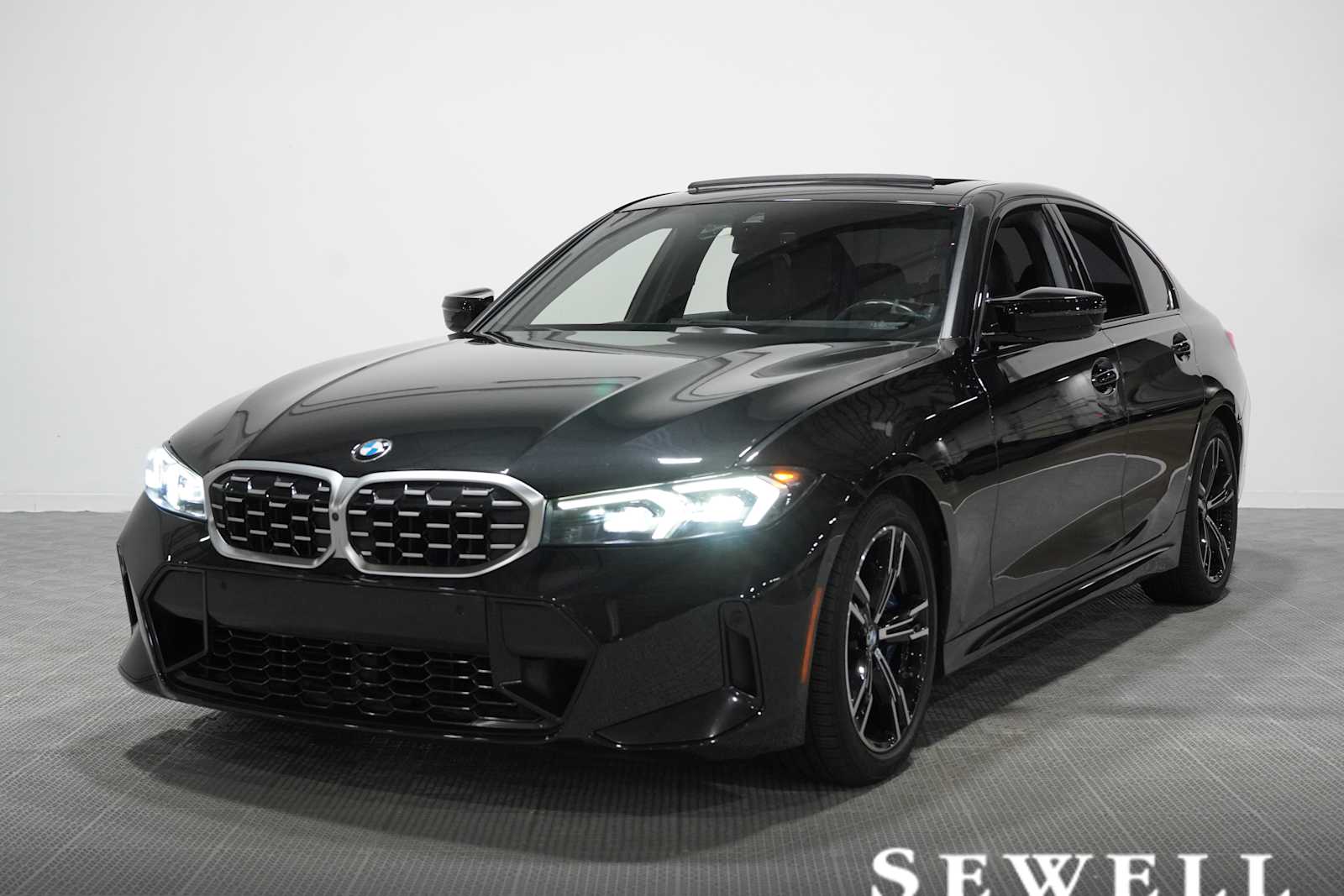 2023 BMW 3 Series M340i Sedan's photo