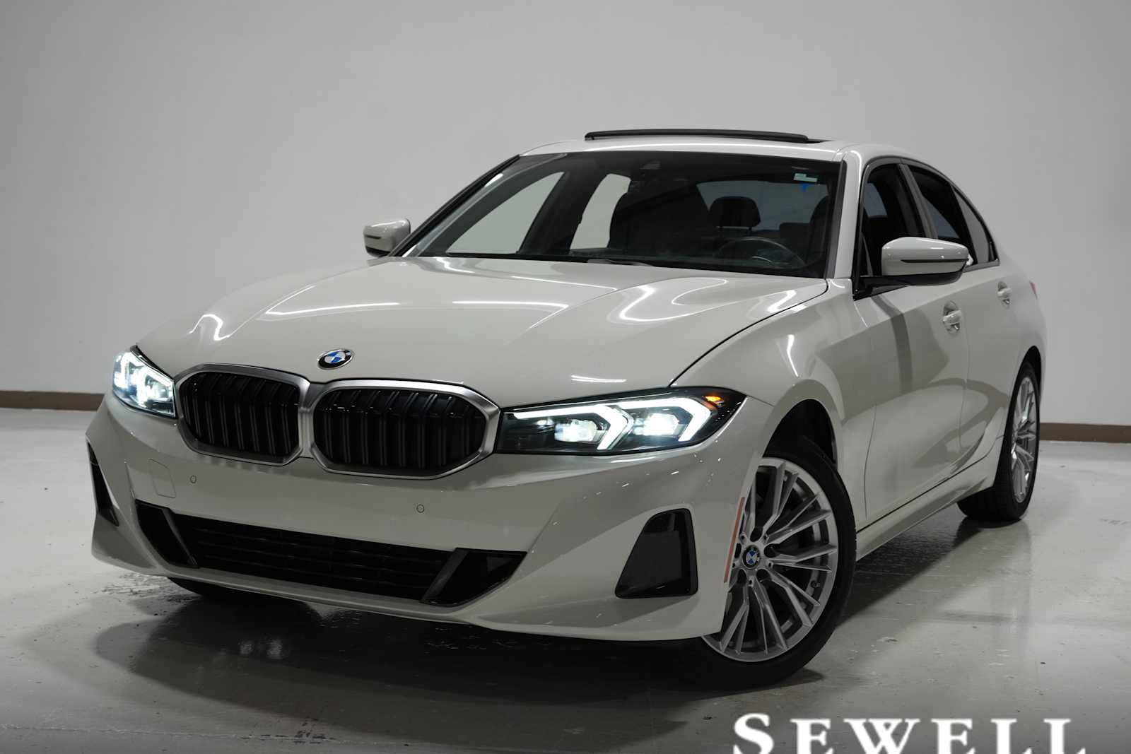 2023 BMW 3 Series 330i