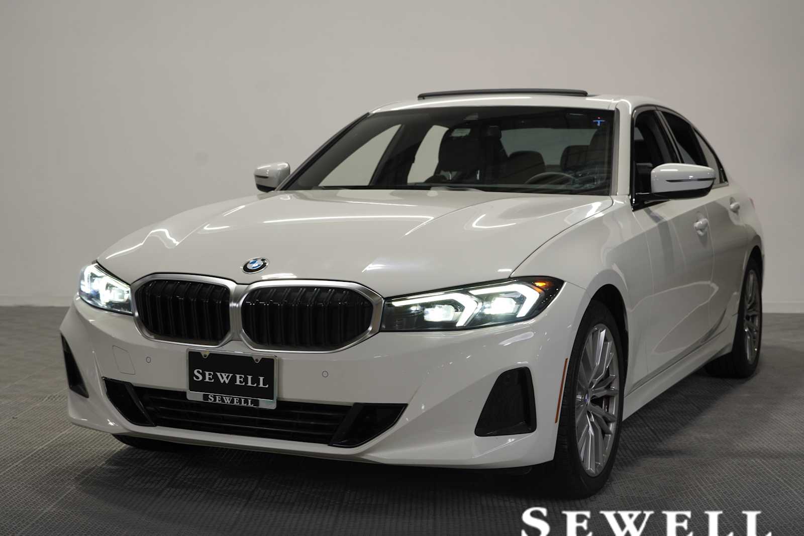 2023 BMW 3 Series 330i
