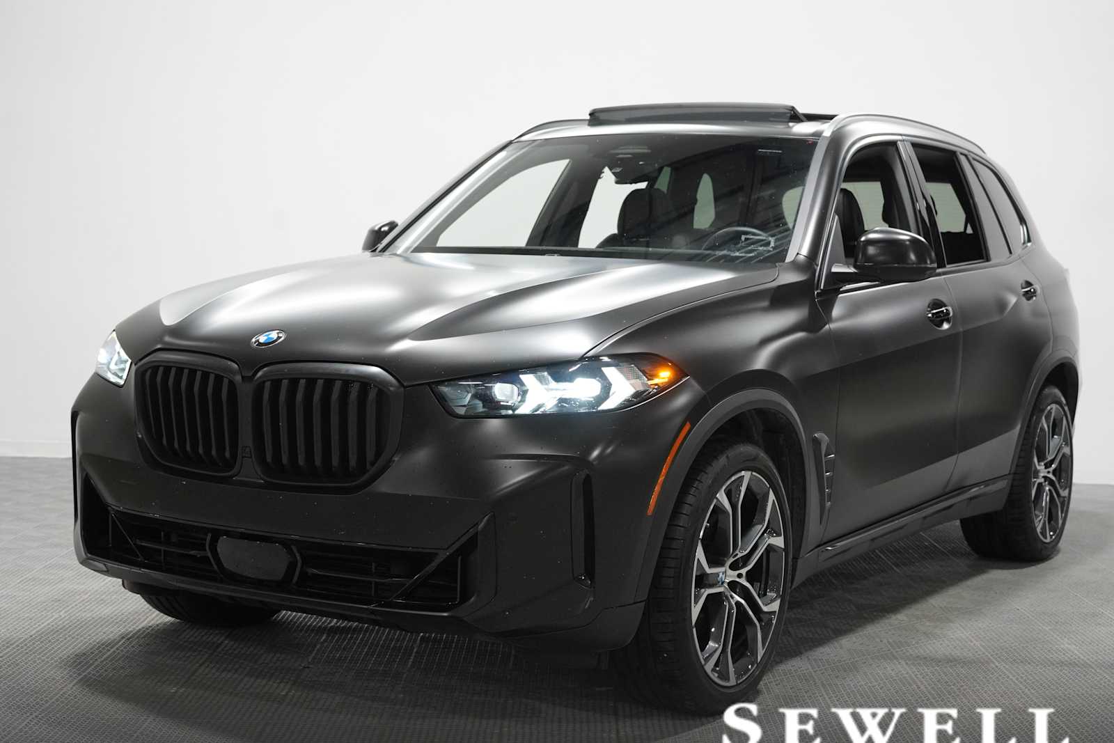 2024 BMW X5 sDrive40i's photo