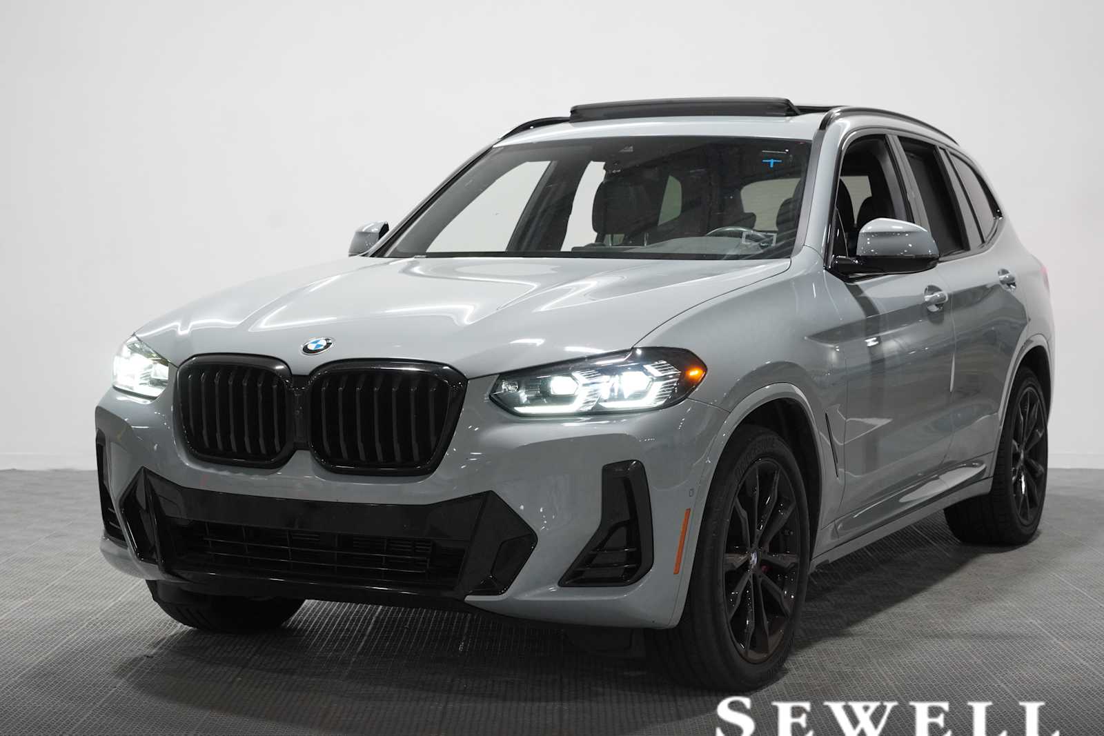 2024 BMW X3 sDrive30i's photo