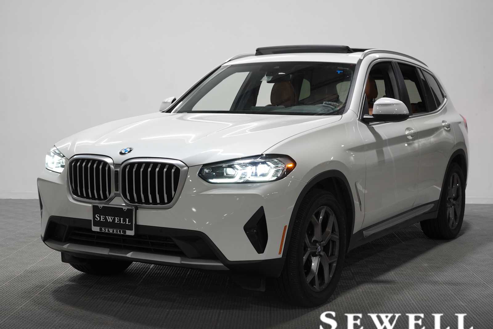 2022 BMW X3 xDrive30i's photo