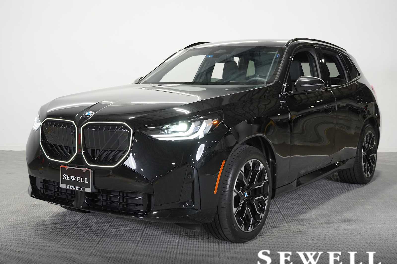 2025 BMW X3 30 XDRIVE's photo