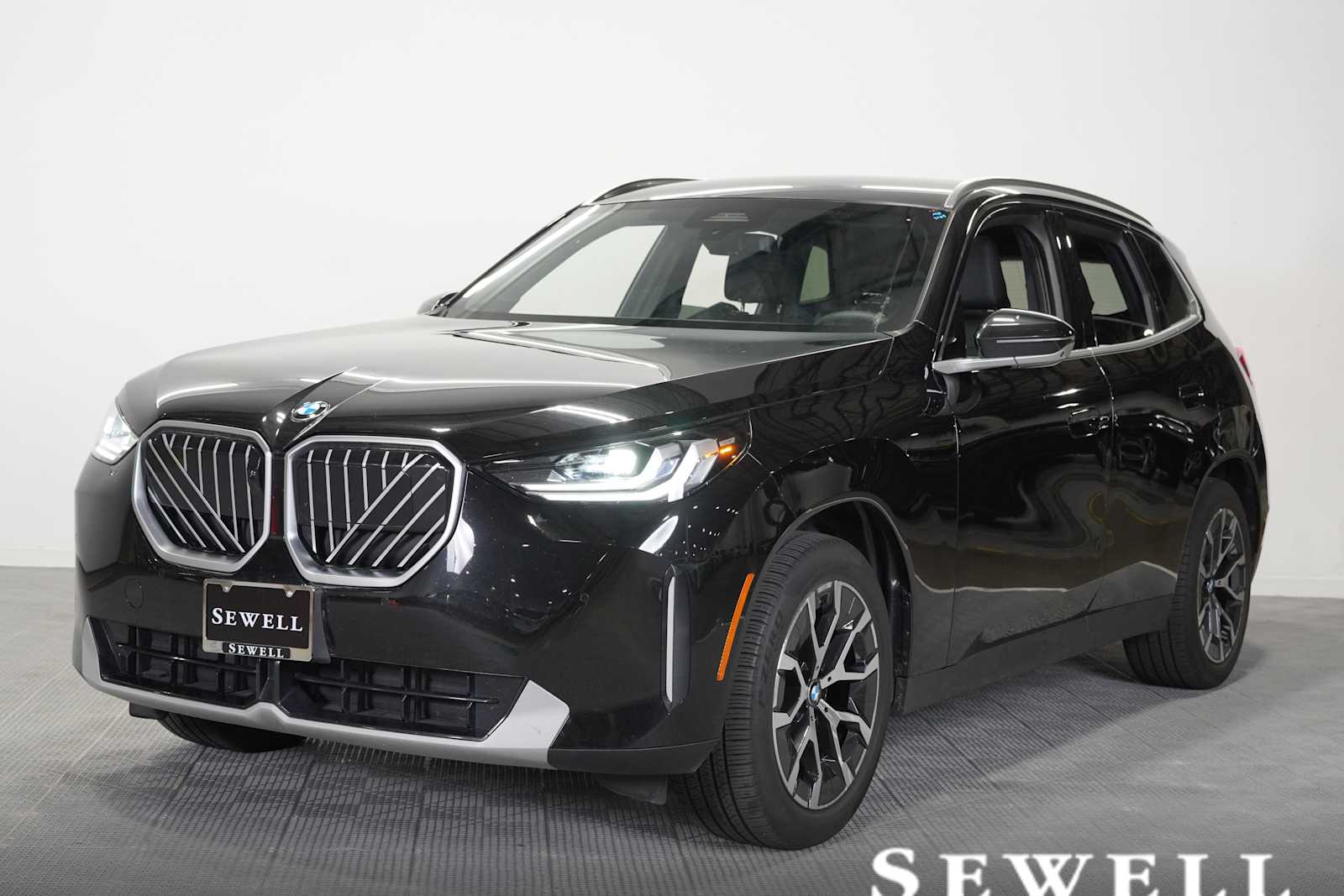 2026 BMW X3 30 XDRIVE's photo