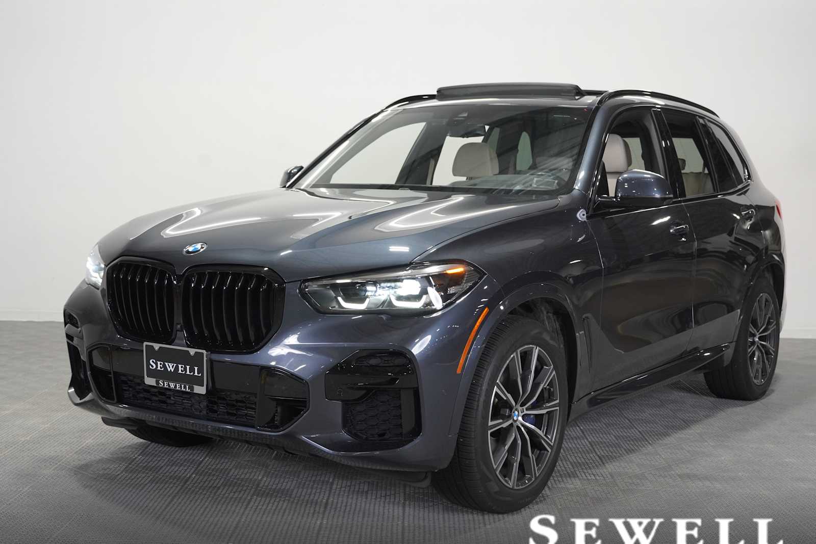 2022 BMW X5 sDrive40i's photo