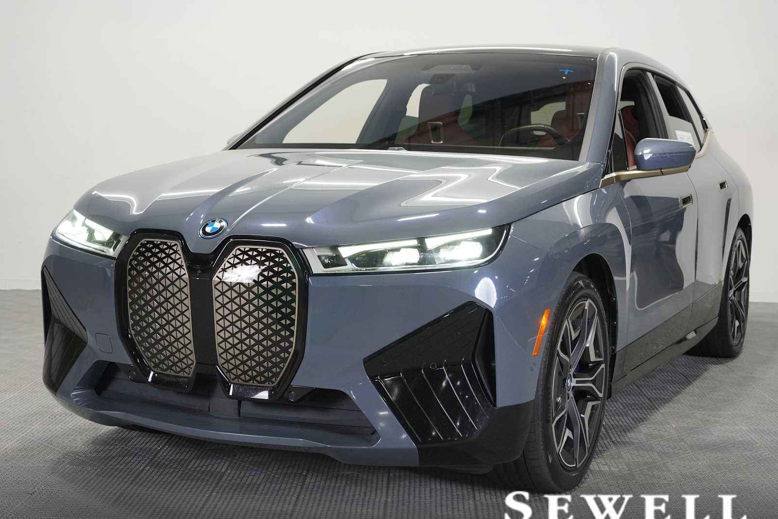 2023 BMW iX Base