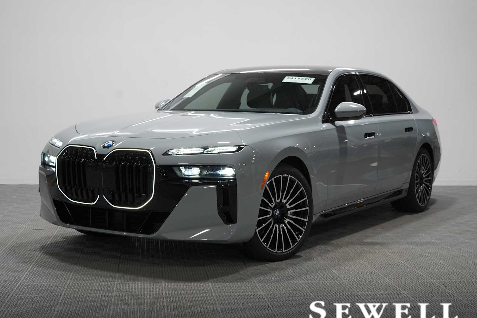 New 2026 BMW 7 Series 760i xDrive