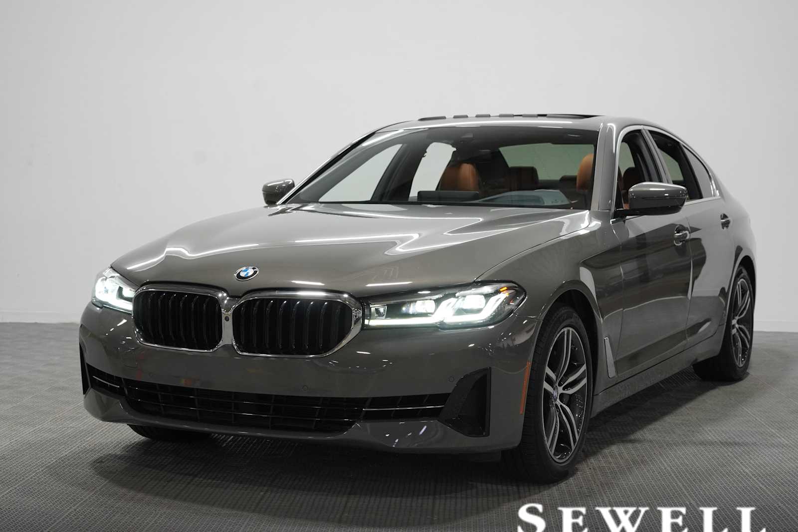 2021 BMW 540i 540i