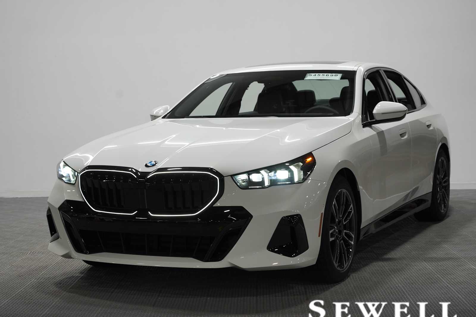 2027 BMW 540i 540i xDrive