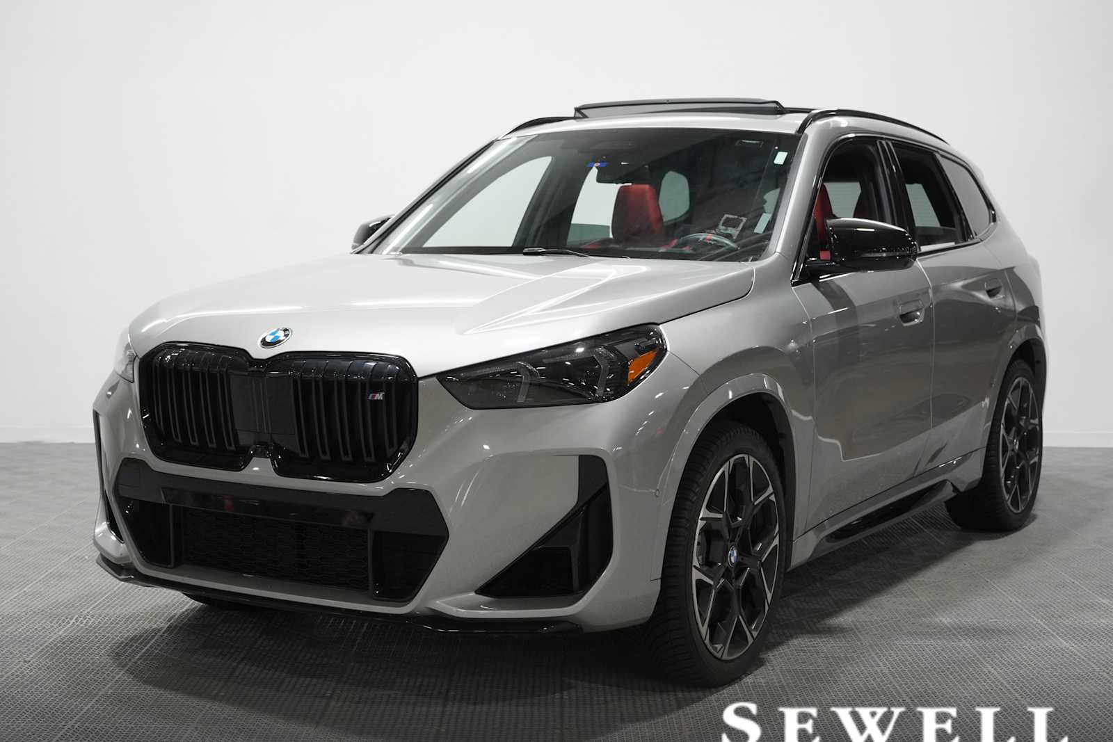 2025 BMW X1 M35i xDrive's photo