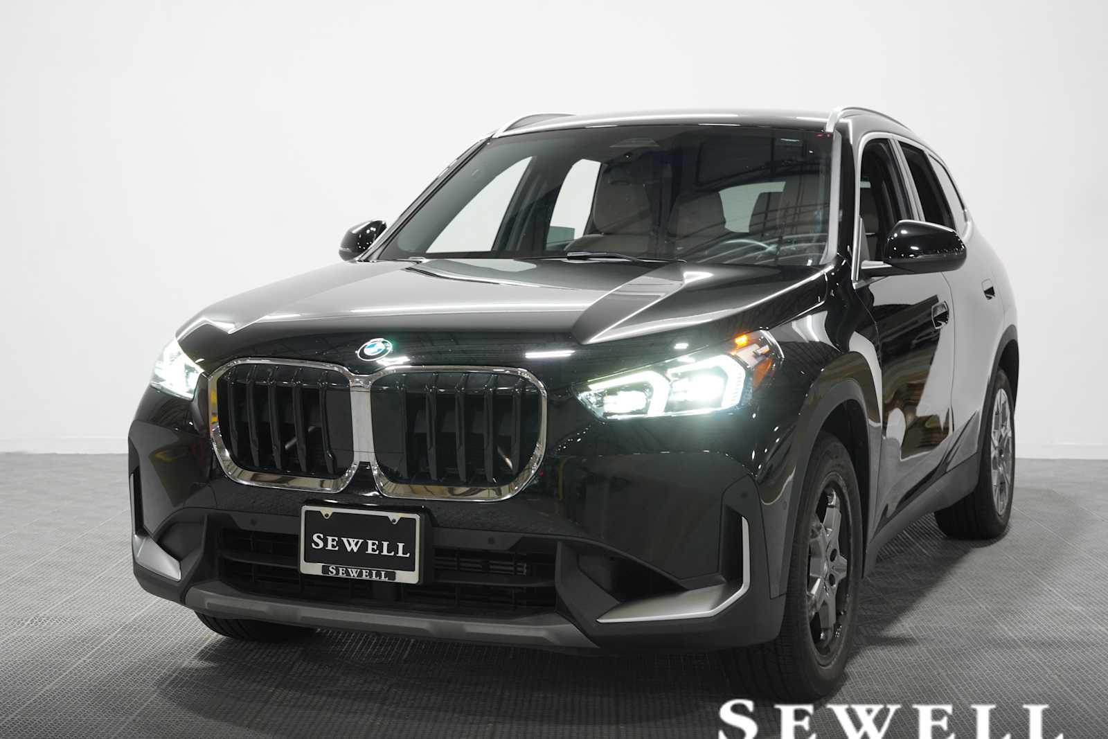 2023 BMW X1 xDrive28i's photo