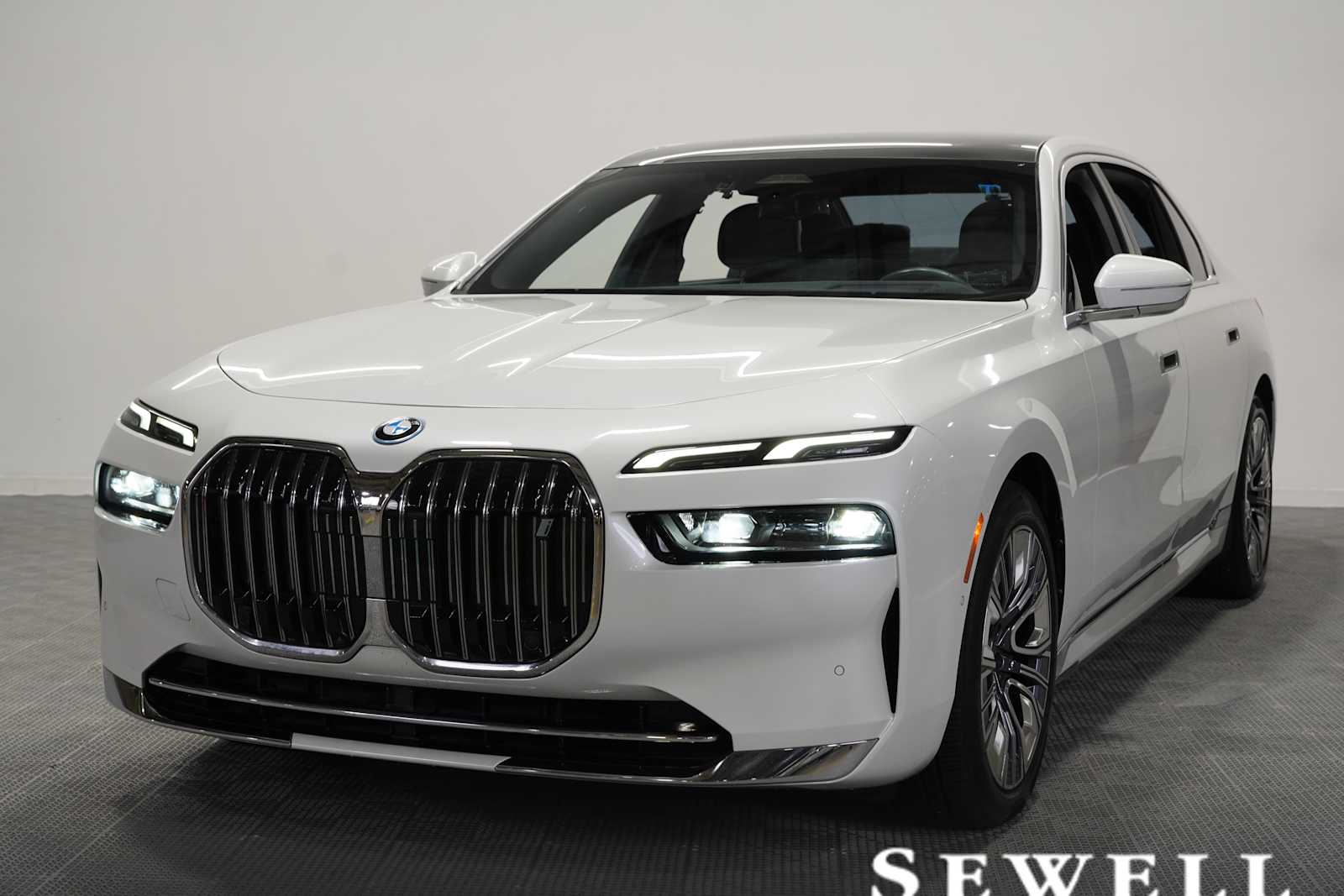 2023 BMW i7