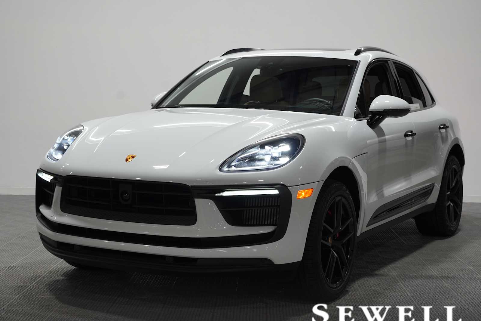 2023 Porsche Macan S