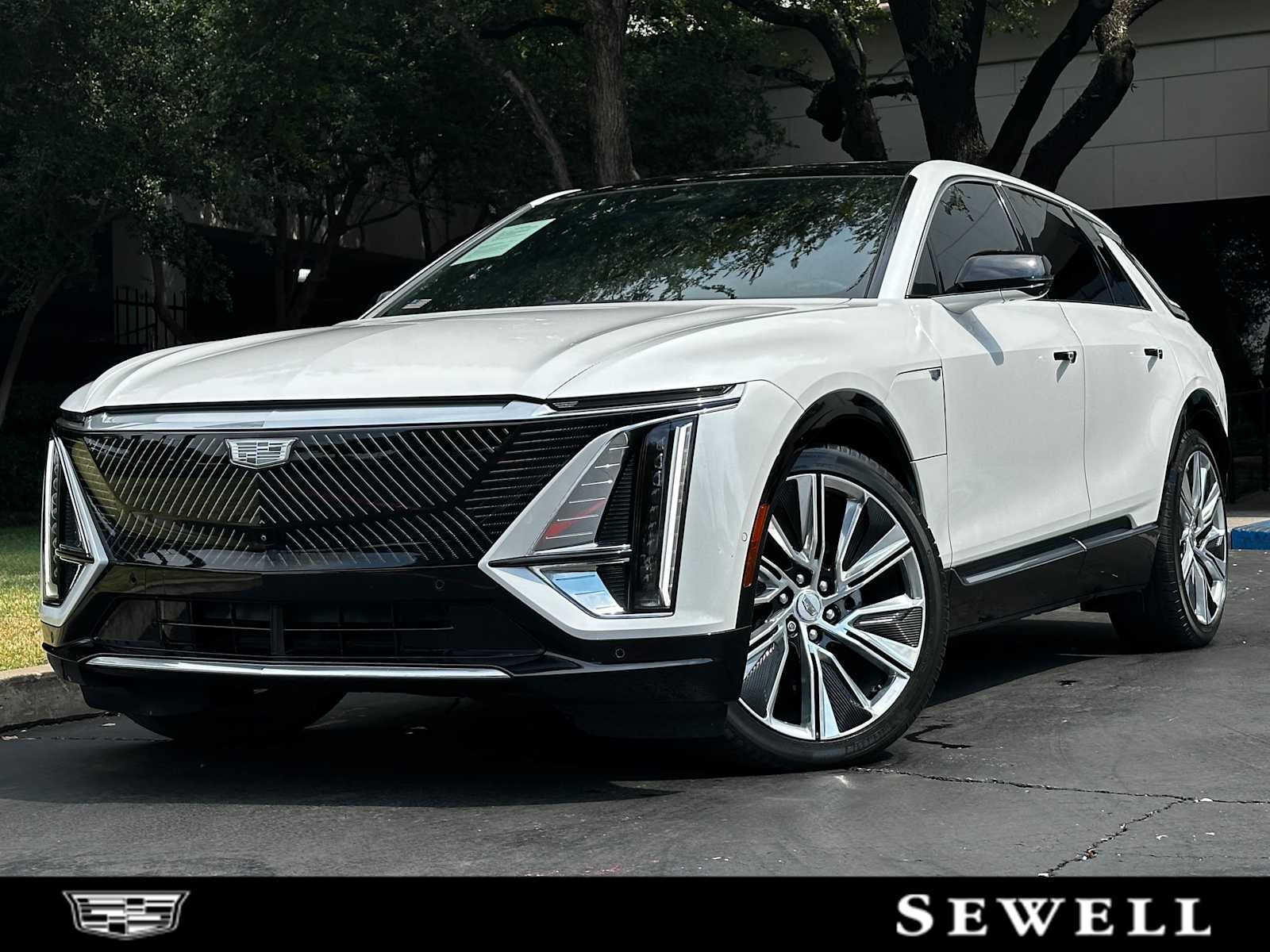 2024 Cadillac LYRIQ Luxury