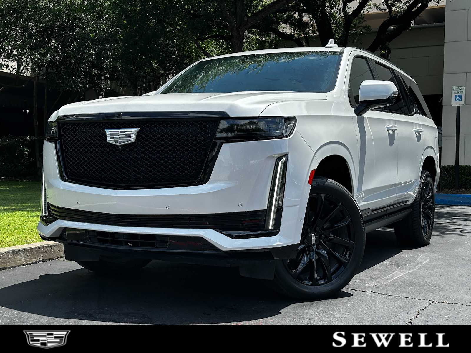 2021 Cadillac Escalade Sport