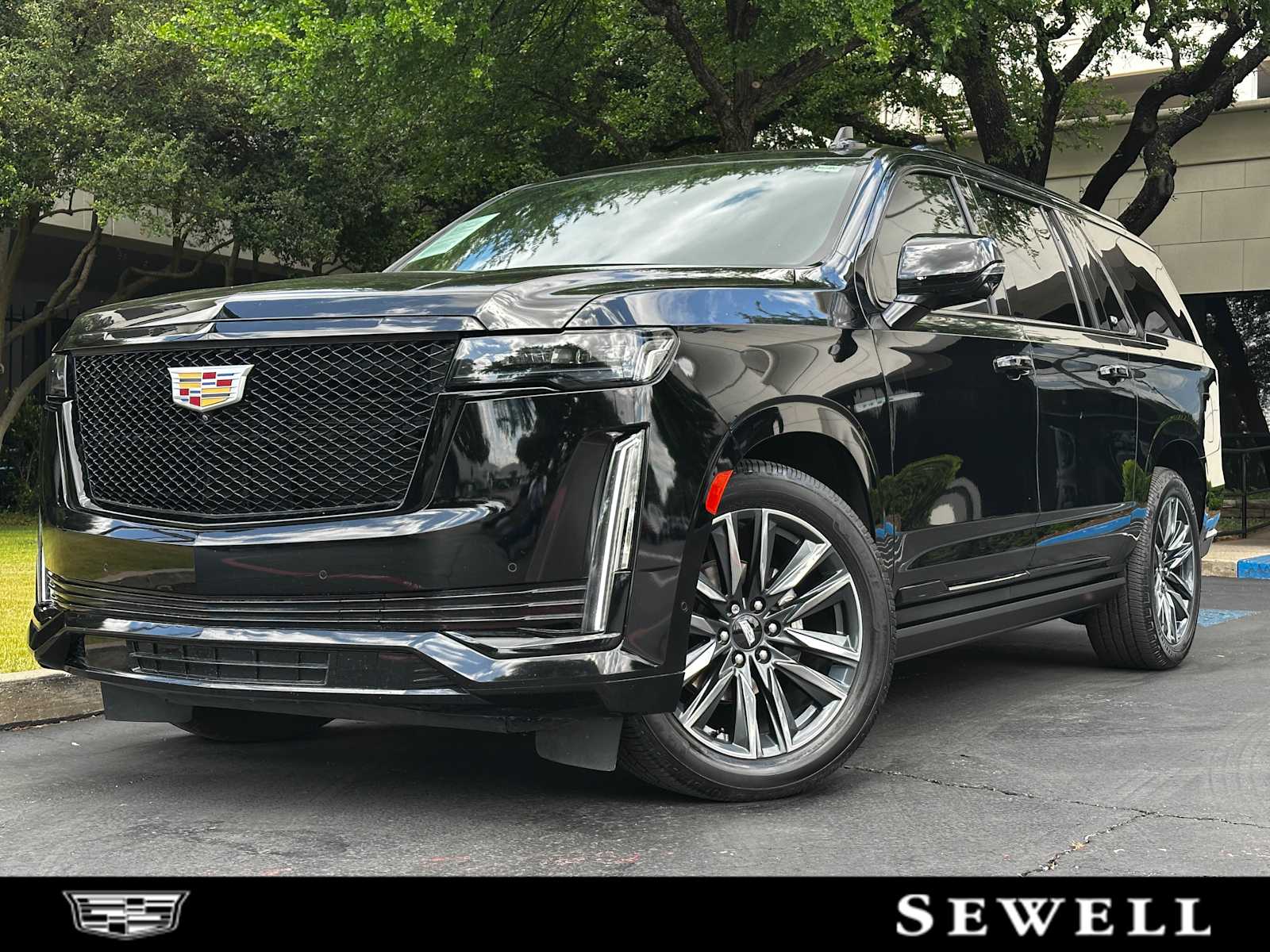 2023 Cadillac Escalade ESV