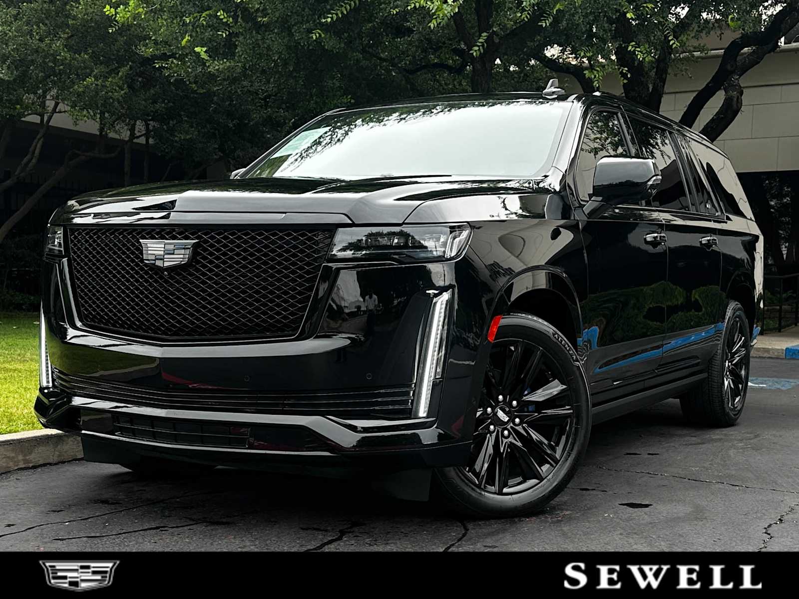 2023 Cadillac Escalade ESV 4WD Sport