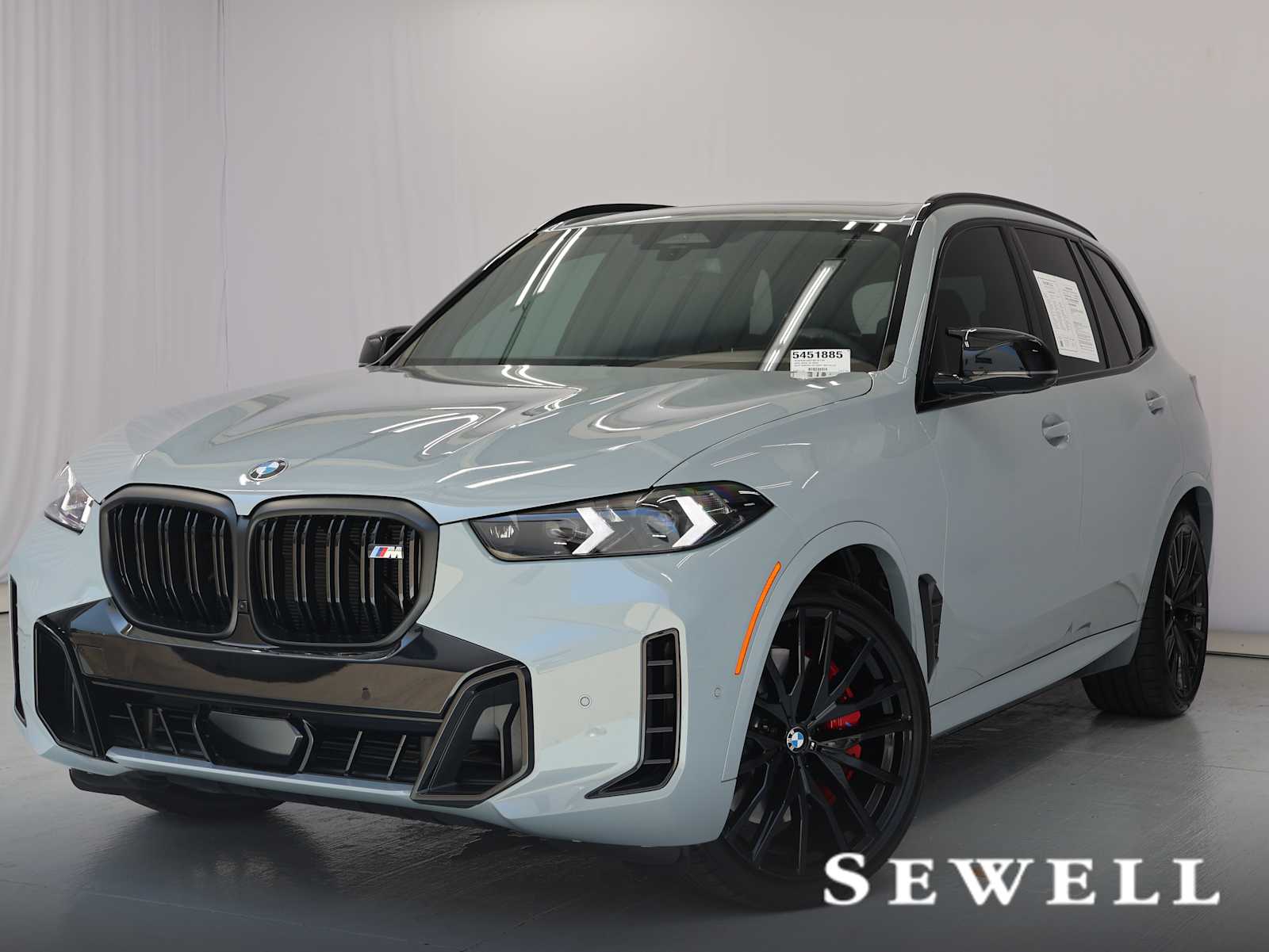 2026 BMW X5 M60i