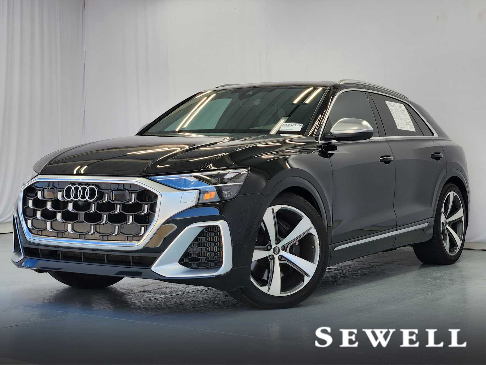 2024 Audi SQ8 Premium Plus