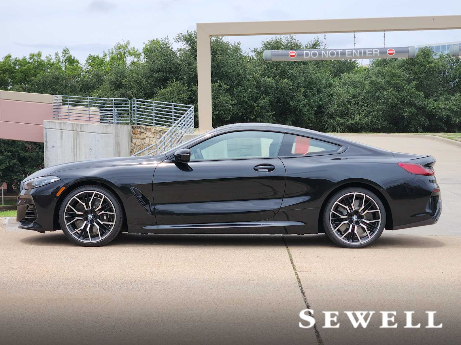 New 2026 Black Sapphire Metallic BMW M850i xDrive image 2