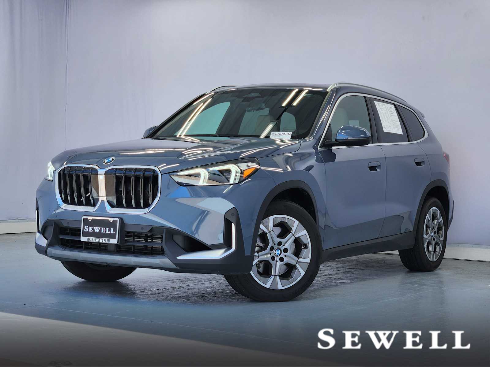 2023 BMW X1 xDrive28i's photo