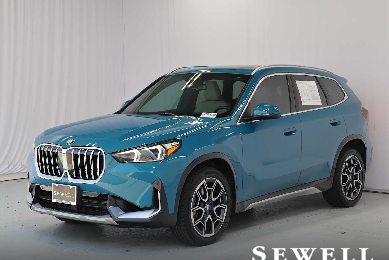 2025 BMW X1 xDrive28i