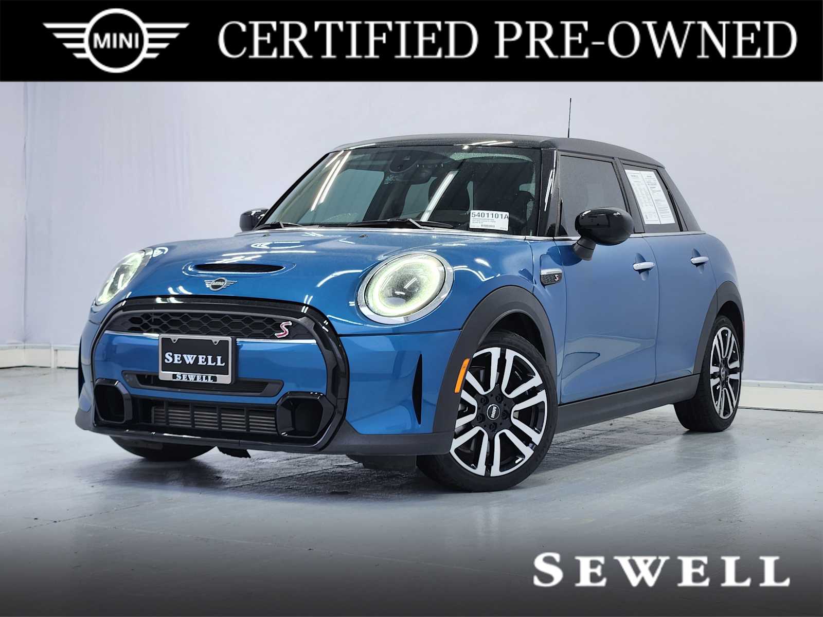 New 2025 MINI HARDTOP 4 DOOR SIGNATURE PLUS Sportshatch in