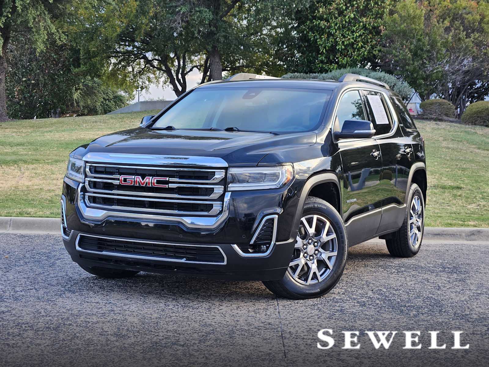 2023 GMC Acadia SLT