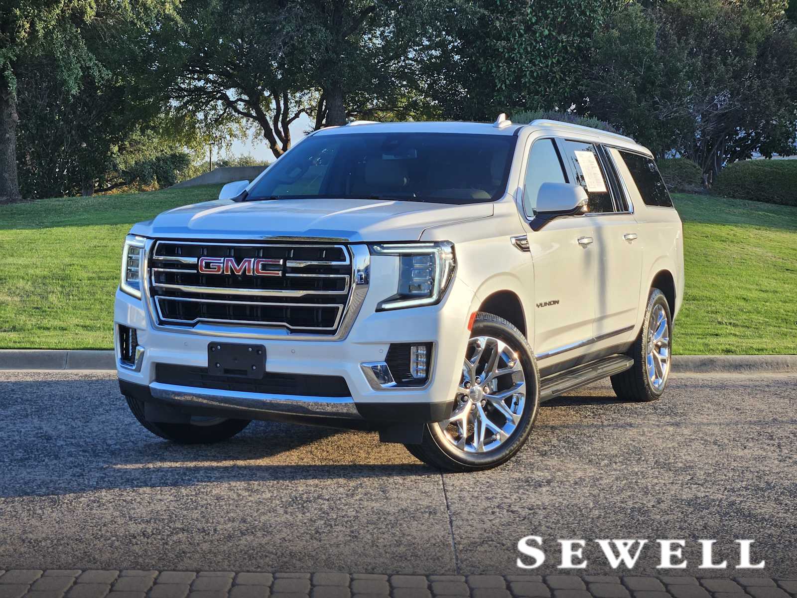2021 GMC Yukon XL SLT