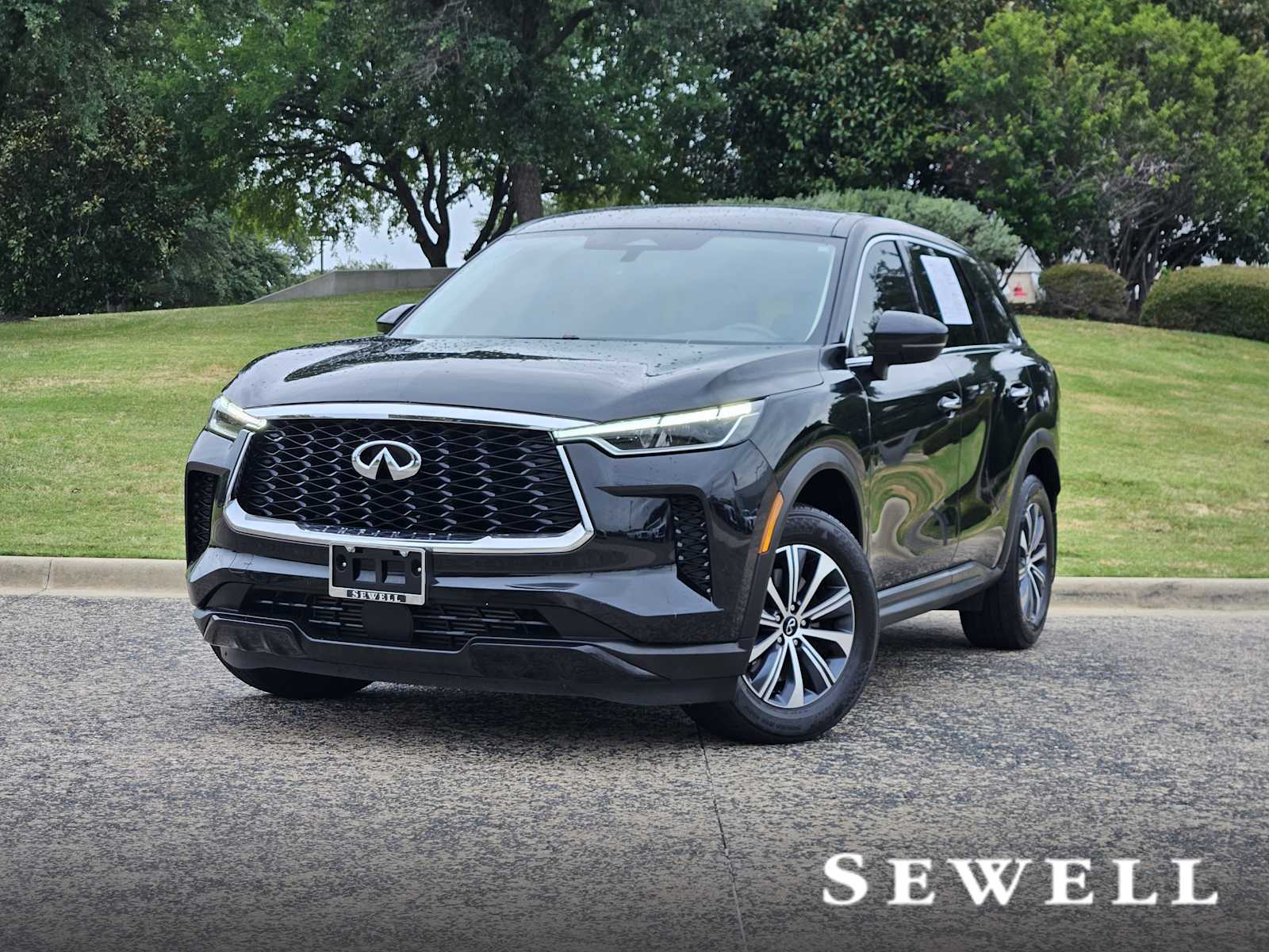 2025 INFINITI QX60 PURE