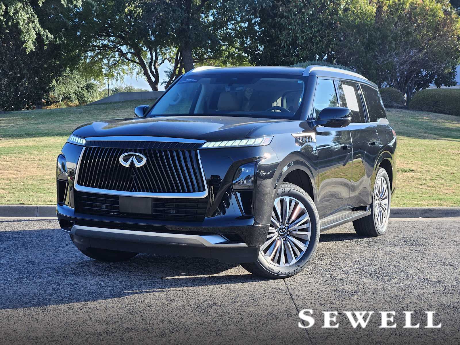 2025 INFINITI QX80