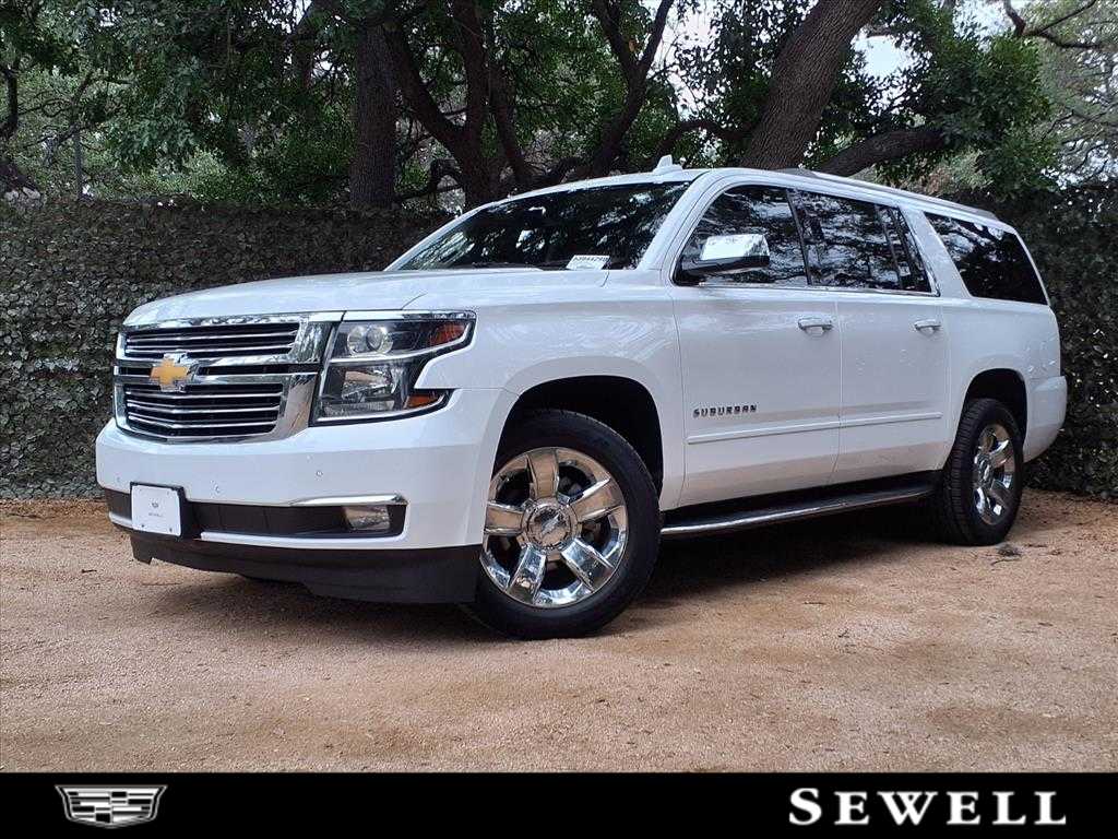 2019 Chevrolet Suburban Premier's photo