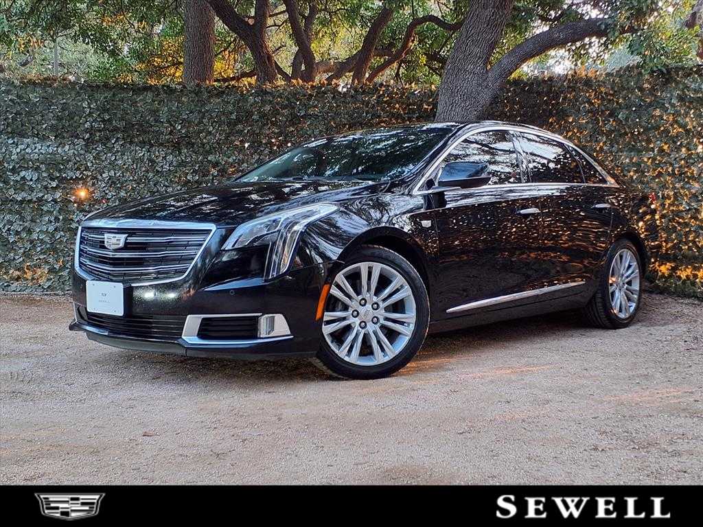 2019 Cadillac XTS Luxury's photo