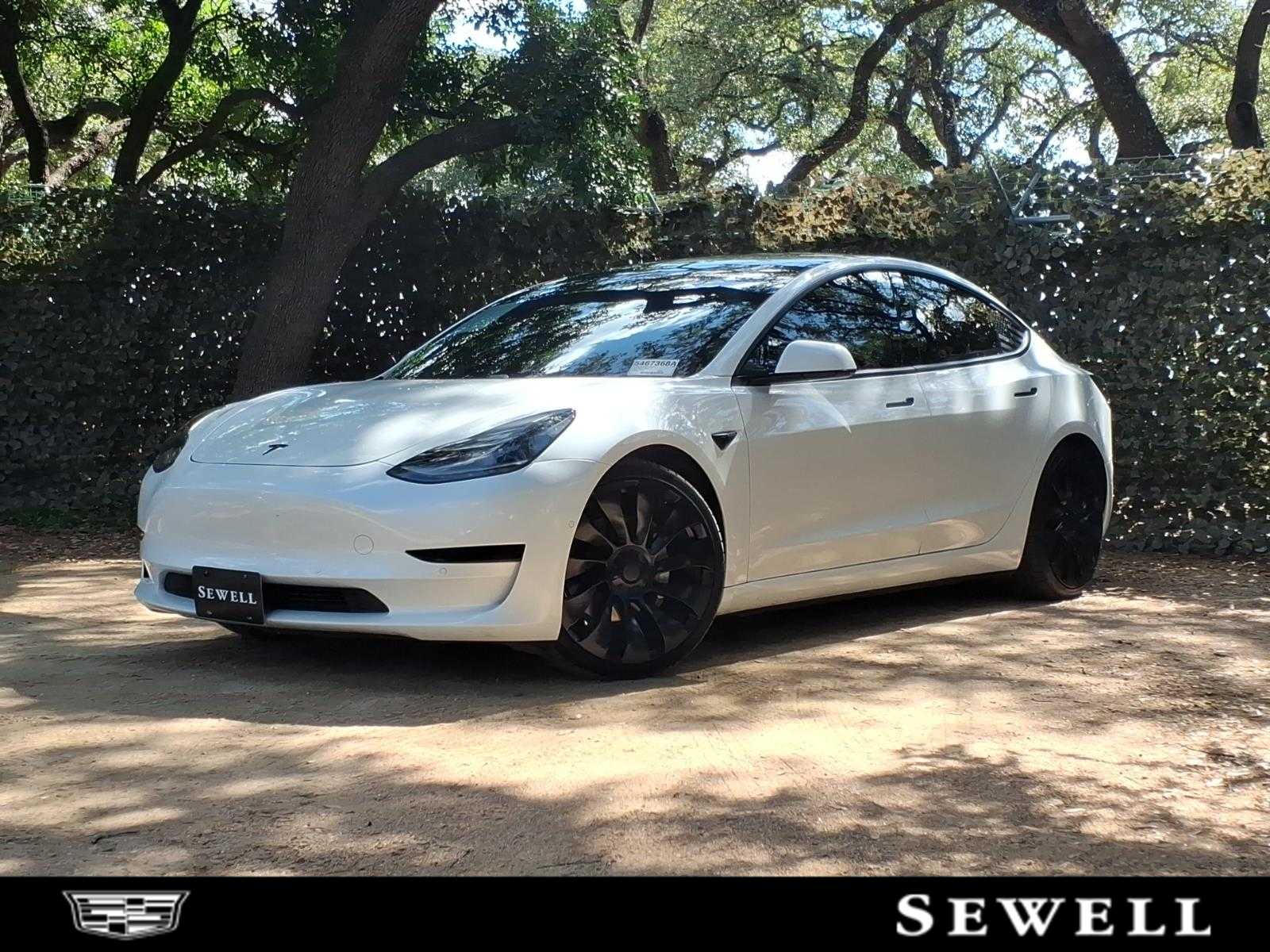 Pearl White Multi-Coat 2021 Tesla Model 3 Sedan Rear-Wheel Drive 1-Speed Automatic