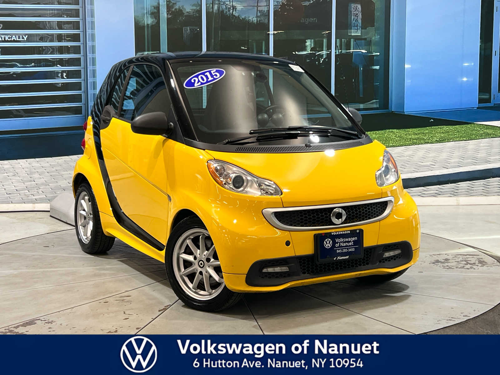 Clear Flame Yellow 2015 smart fortwo electric drive hatchback RWD Convertible Rear-Wheel Drive 1-Speed Automatic