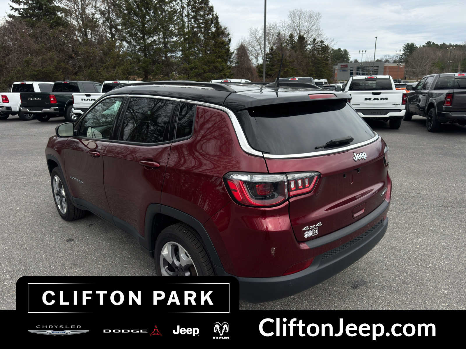 View vehicle photo 6