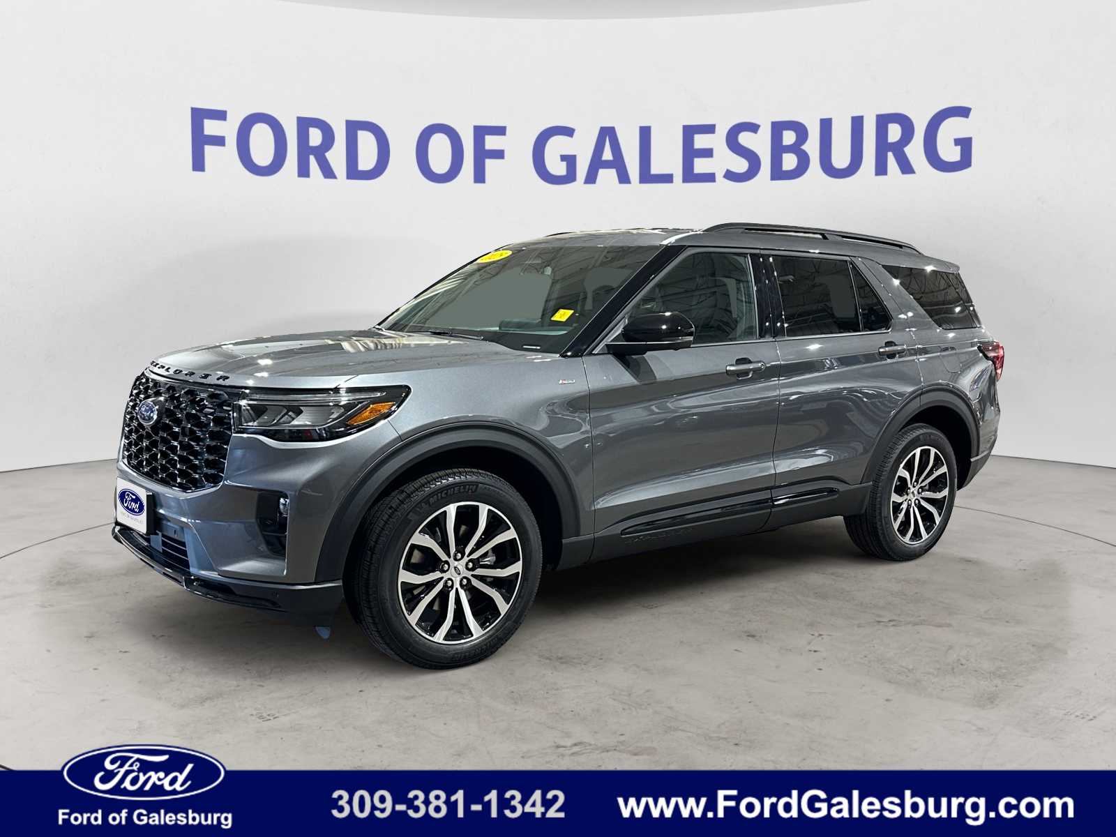 2025 Ford Explorer ST-Line