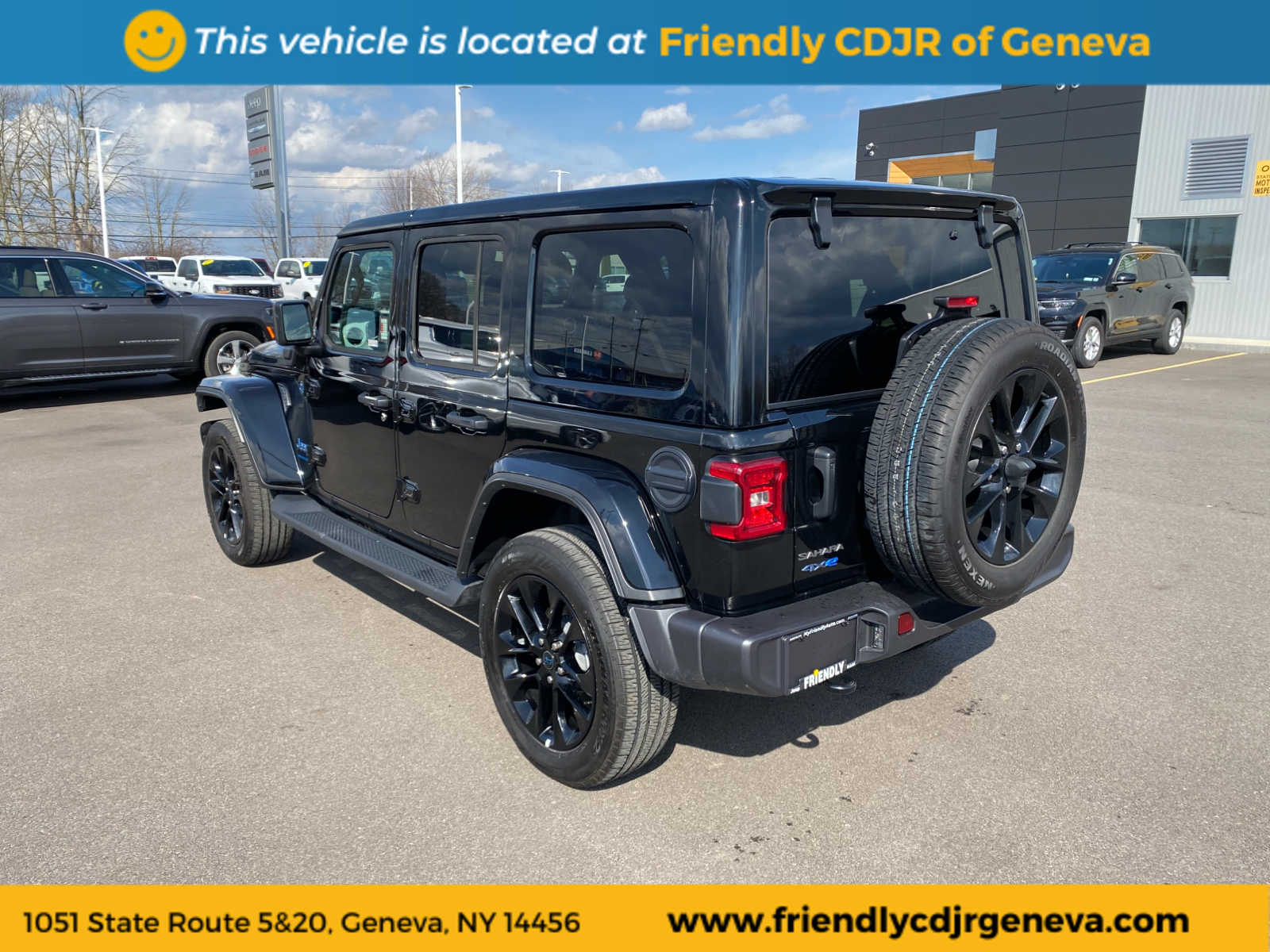 View vehicle photo 7