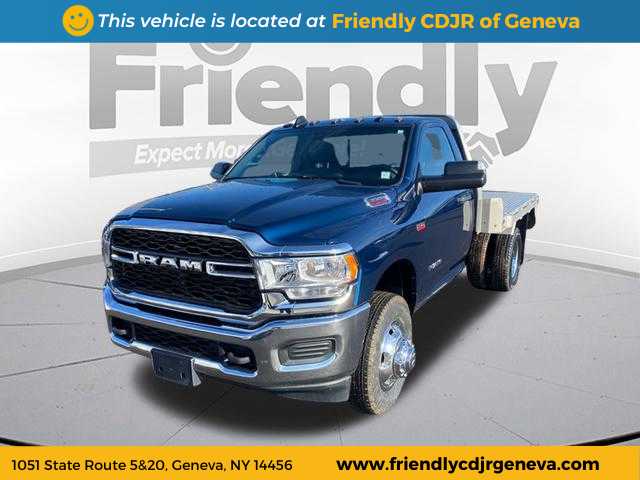 2022 RAM 3500 Chassis Tradesman Regular Cab DRW 4WD