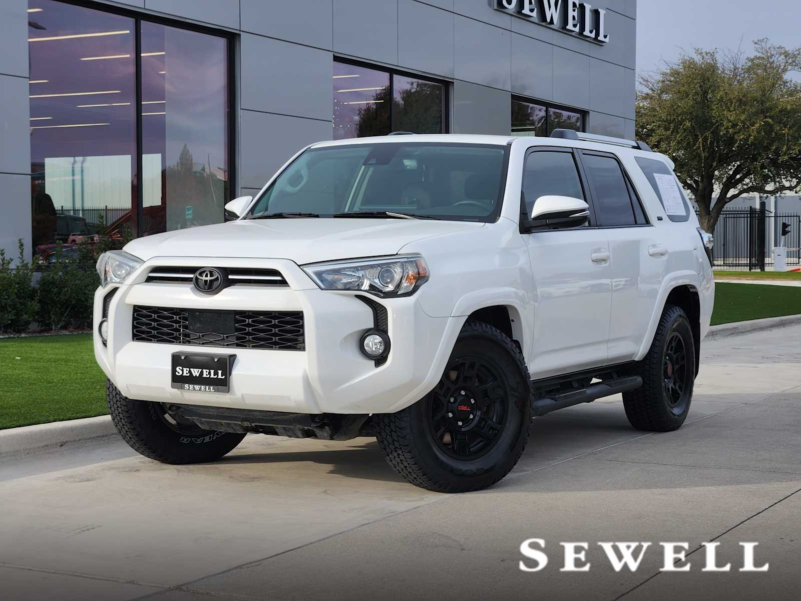 2020 Toyota 4Runner SR5 Premium's photo