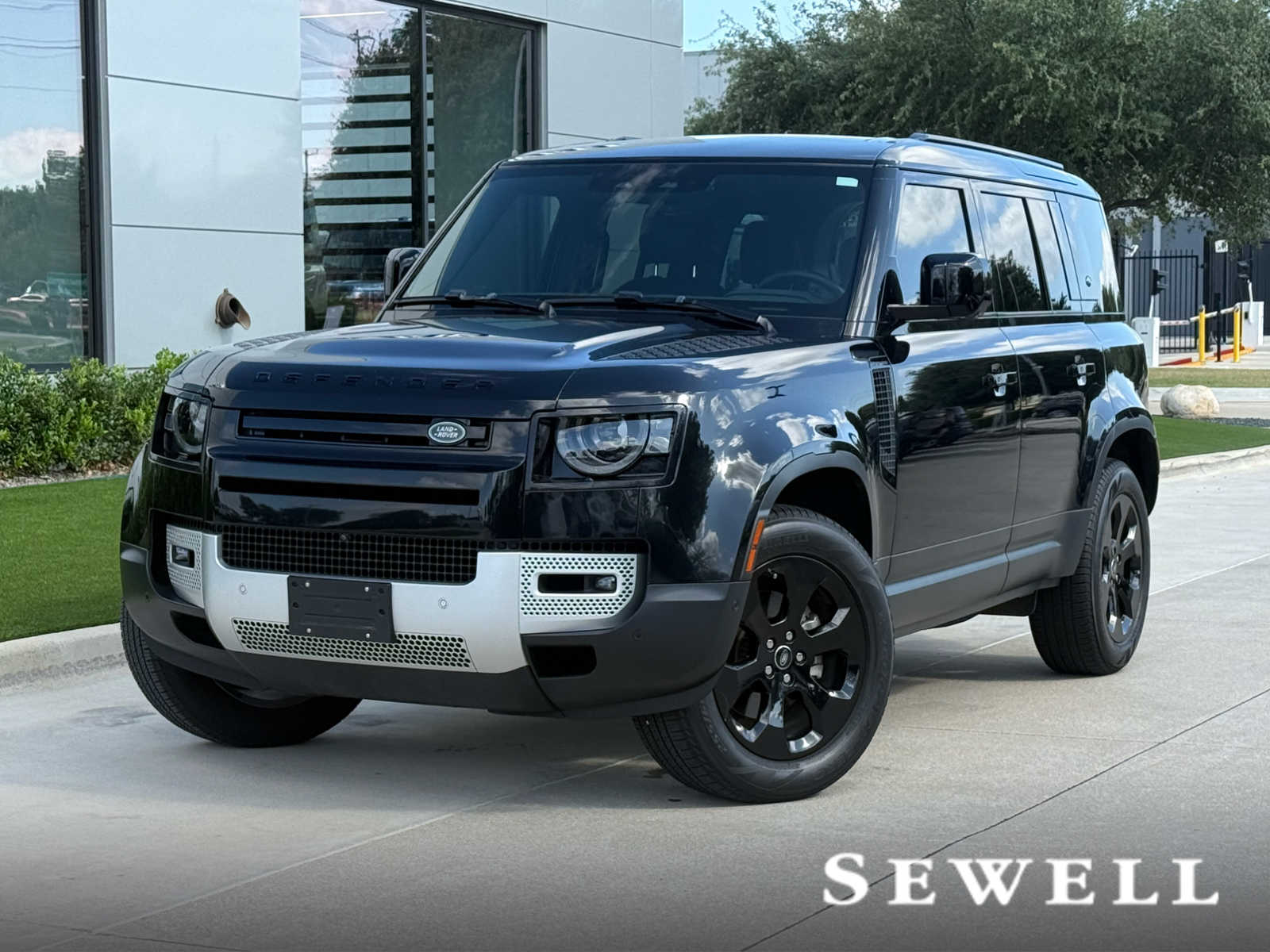 2023 Land Rover Defender S