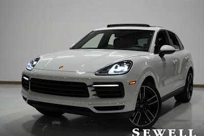 2023 Porsche Cayenne Base's photo