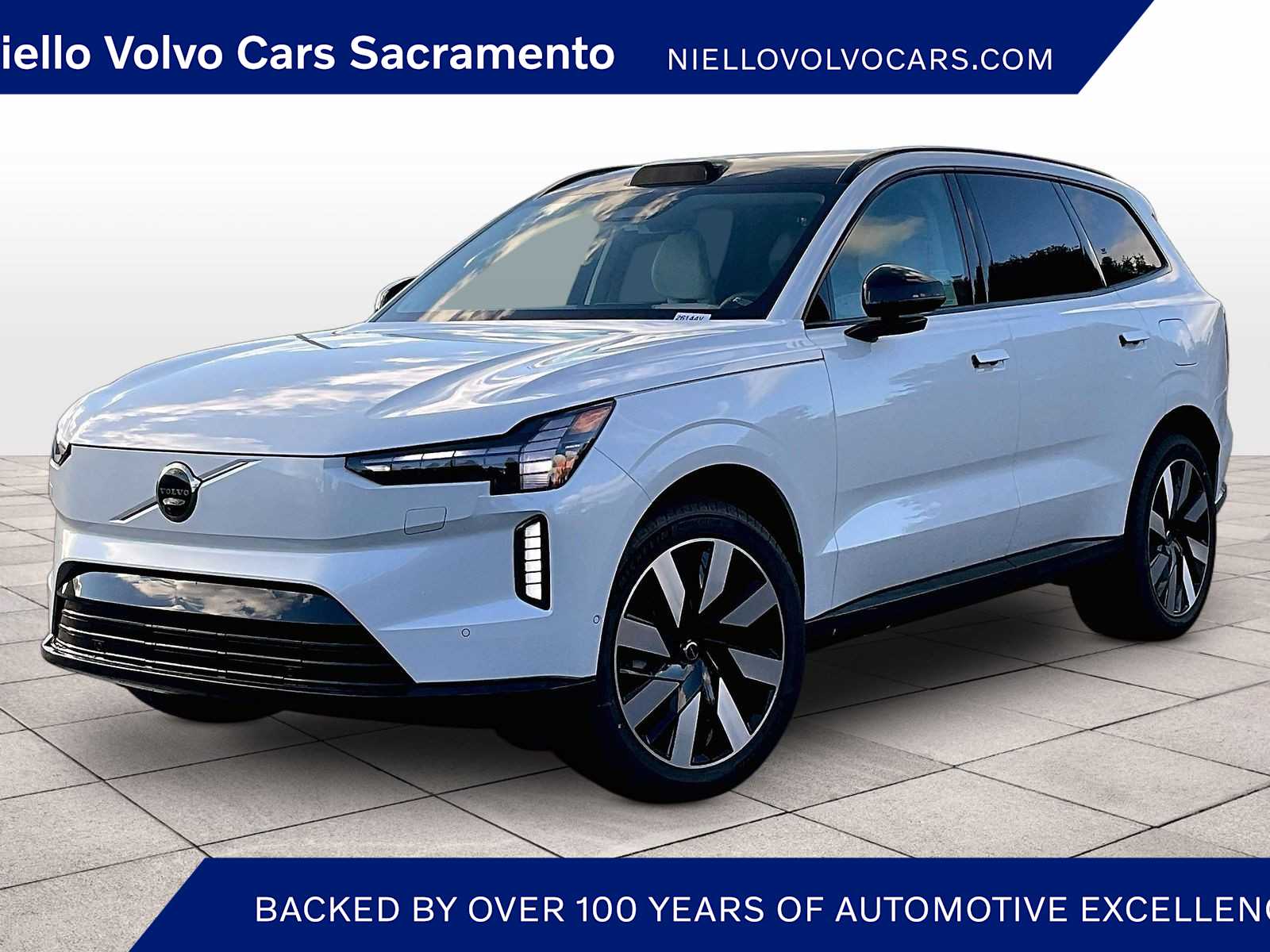 2025 Volvo EX90 Twin Plus 7-Passenger eAWD