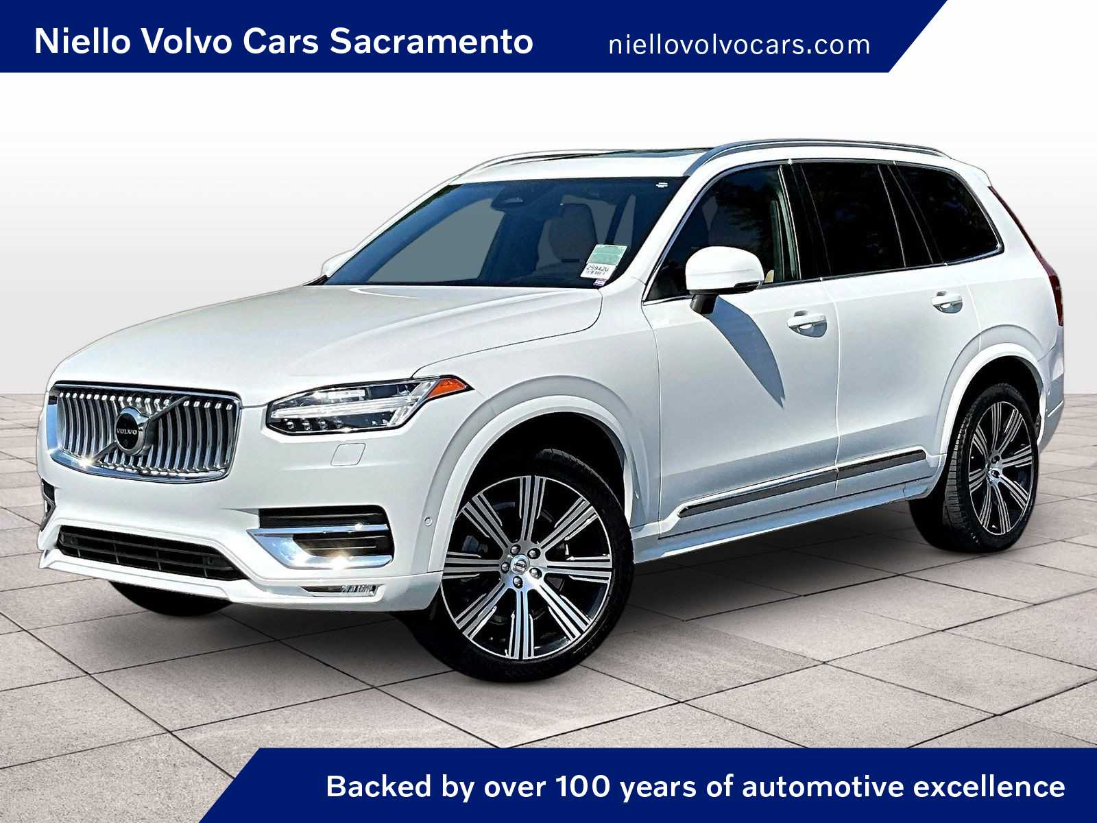 2023 Volvo XC90 B6 Ultimate Bright Theme 7-Passenger AWD