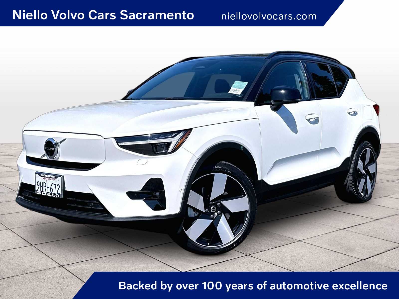 Crystal White Metallic 2023 Volvo XC40 Recharge SUV / Crossover All-Wheel Drive 1-Speed Automatic